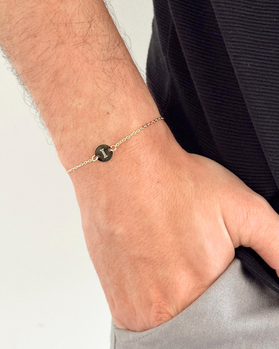 Pulseira com Inicial em Ouro Semijoia Unissex