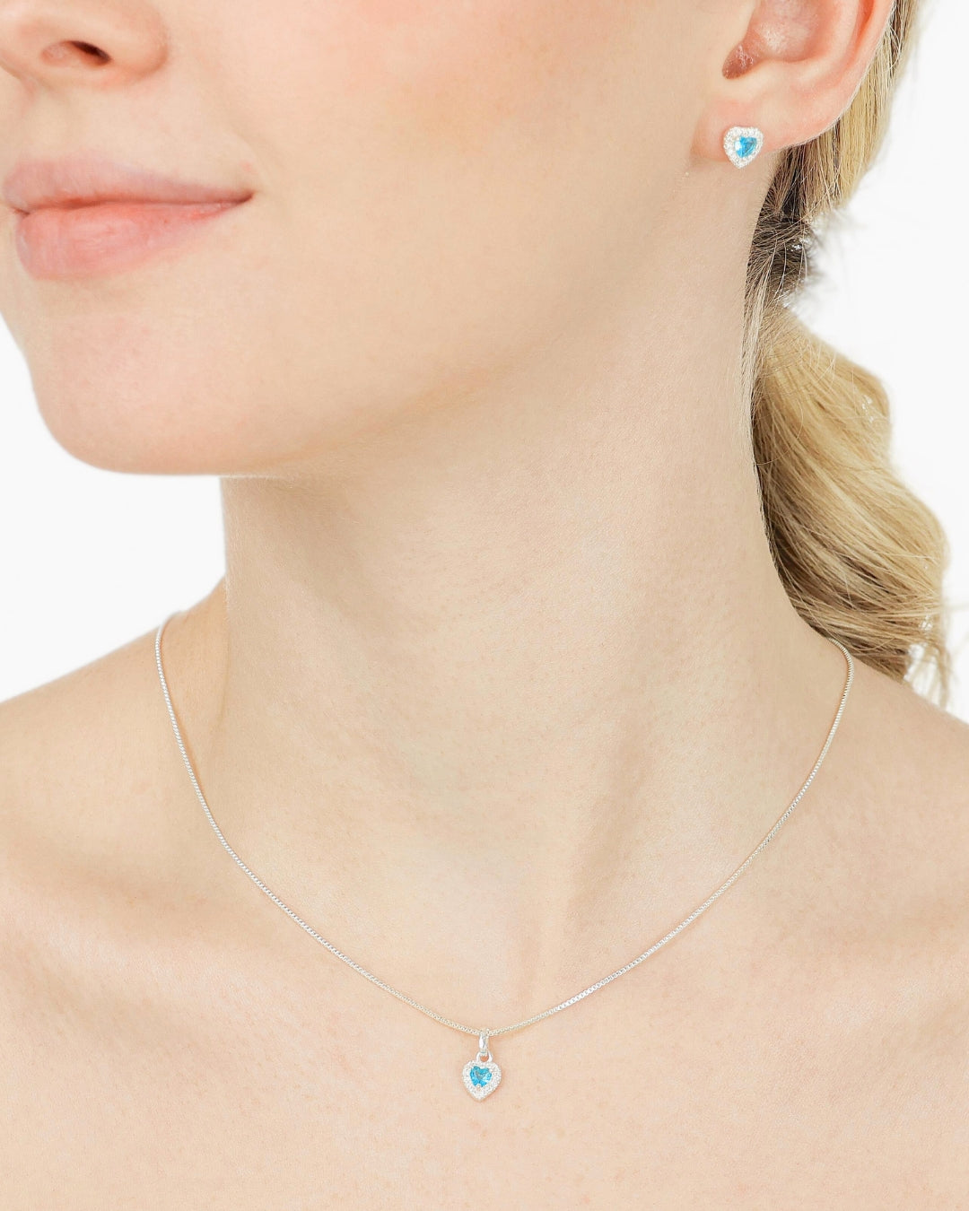 Kit Colar e Brinco Coração Azul em Prata Semijoia com Zircônias Brancas