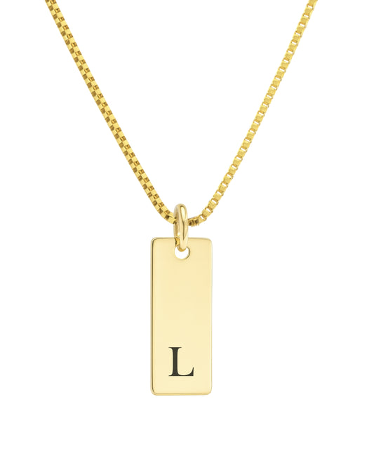 Colar Placa P com Inicial em Ouro Semijoia Unissex Minimalista