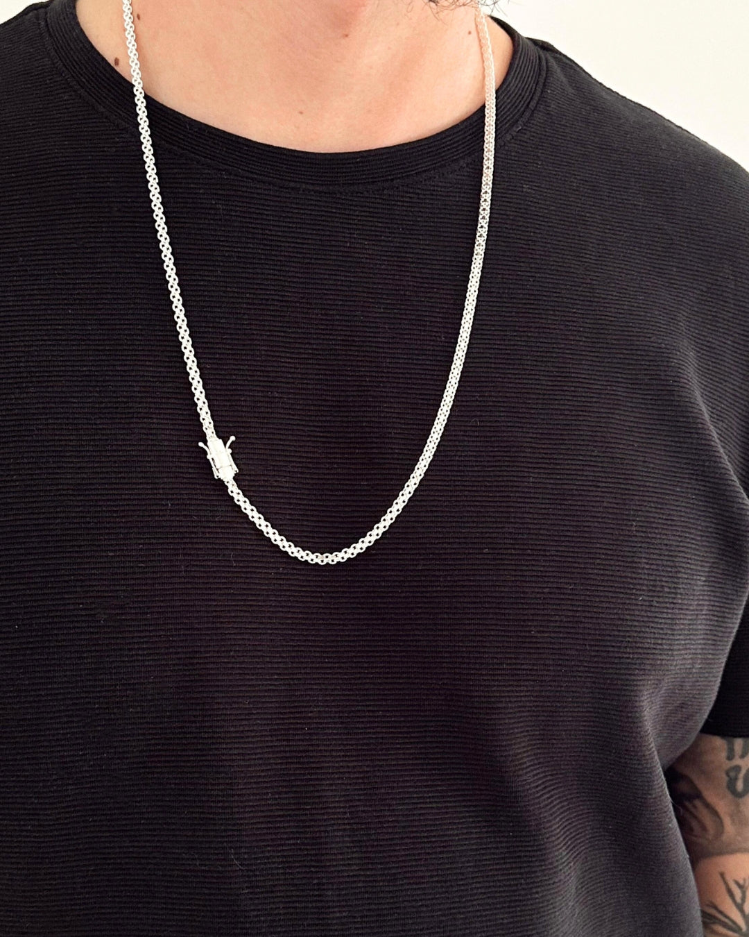 Colar Elo Grumet Duplo em Prata Semijoia Fecho Cadeado