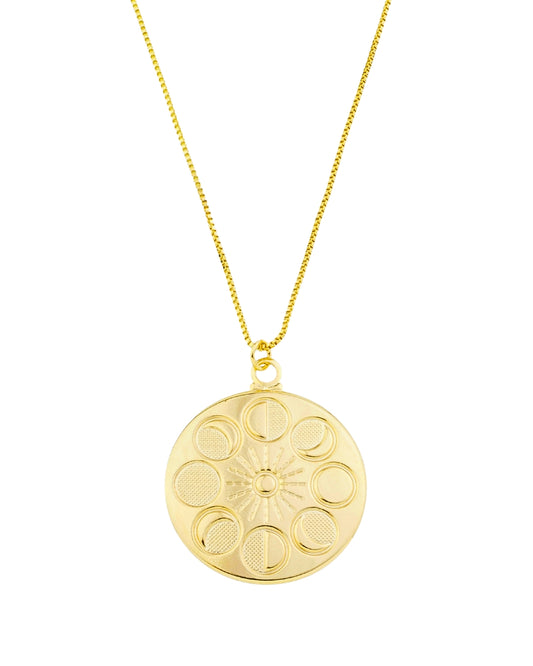 Colar Fases da Lua em Ouro Pingente Circular Significado