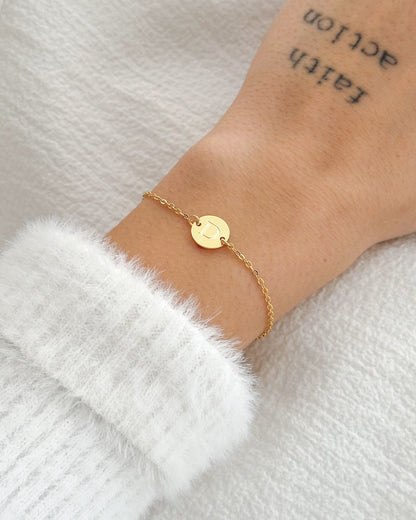 Pulseira com Inicial em Ouro Semijoia Unissex
