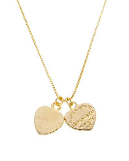 Colar Dois Corações em Ouro Pingente Duplo Semijoia Significado Amor Conexão