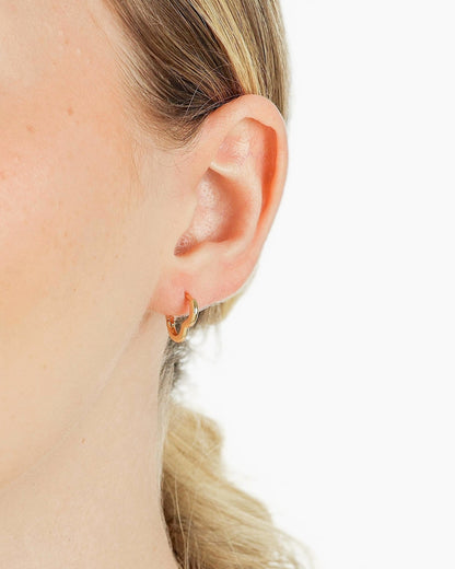 Brinco Argola Coração em Ouro Semijoia Moderna