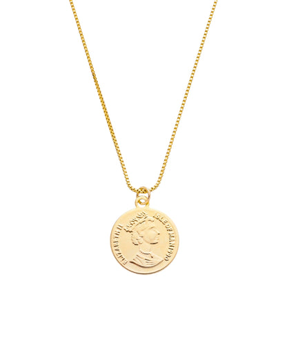 Colar Medalha Rainha Elizabeth em Ouro Semijoia Minimalista