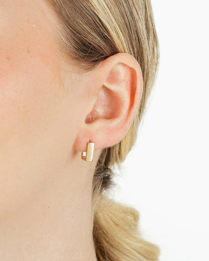 Brinco Argola Retangular em Ouro Semijoia Minimalista
