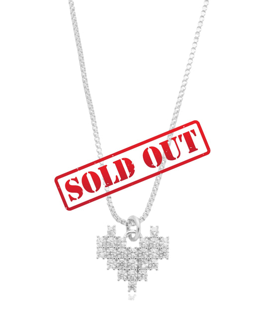 Colar Coração Fino Cravejado em Prata Semijoia Minimalista