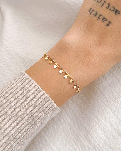 Pulseira Medalhas em Ouro Semijoia Delicada Minimalista