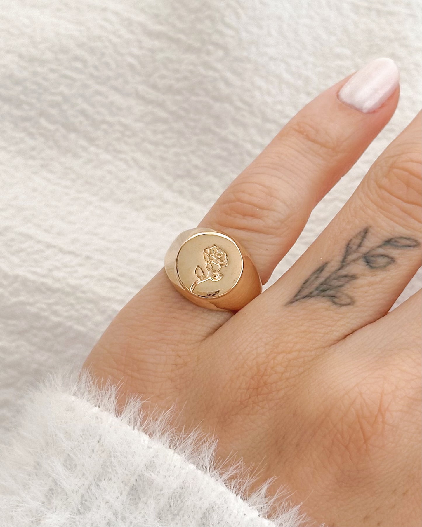 Anel Rosa Regulável em Ouro Semijoia Ajustável