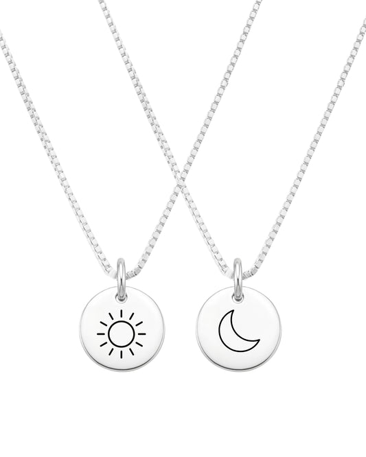 Colar Medalhas 9mm com Lua & Sol em Prata Semijoia Unissex