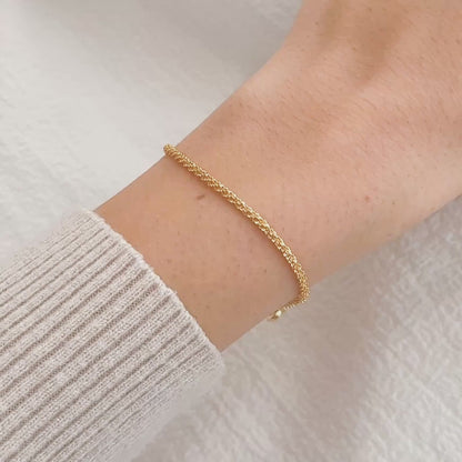 Pulseira Trama em Ouro Semijoia Minimalista Brilho Estilo Corda